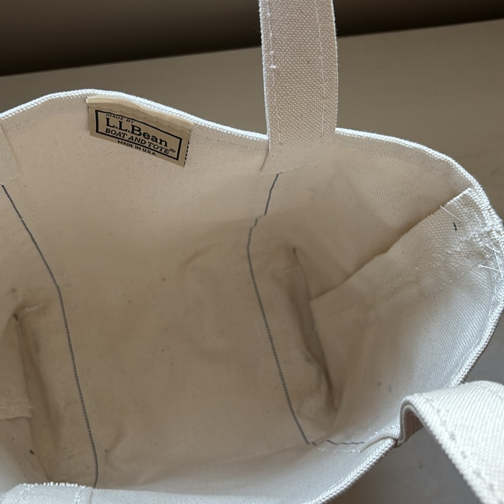 L.L. Bean Classic Canvas Tote in Natural/Cream - Picture 8 of 8